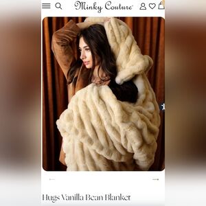 Minky Couture Hugs Infant Blanket